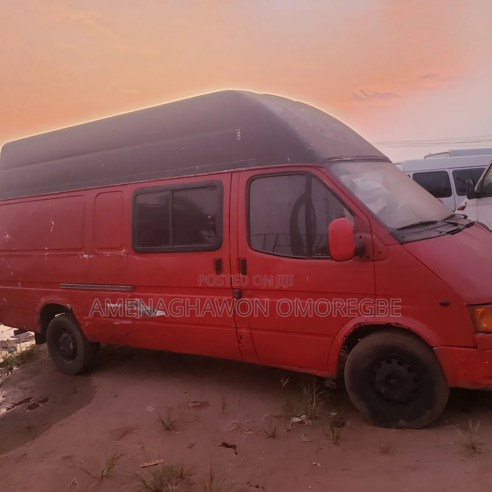 Ford Transit 2002 Red
