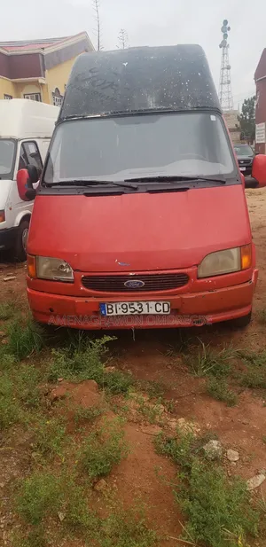 Ford Transit 2002 Red