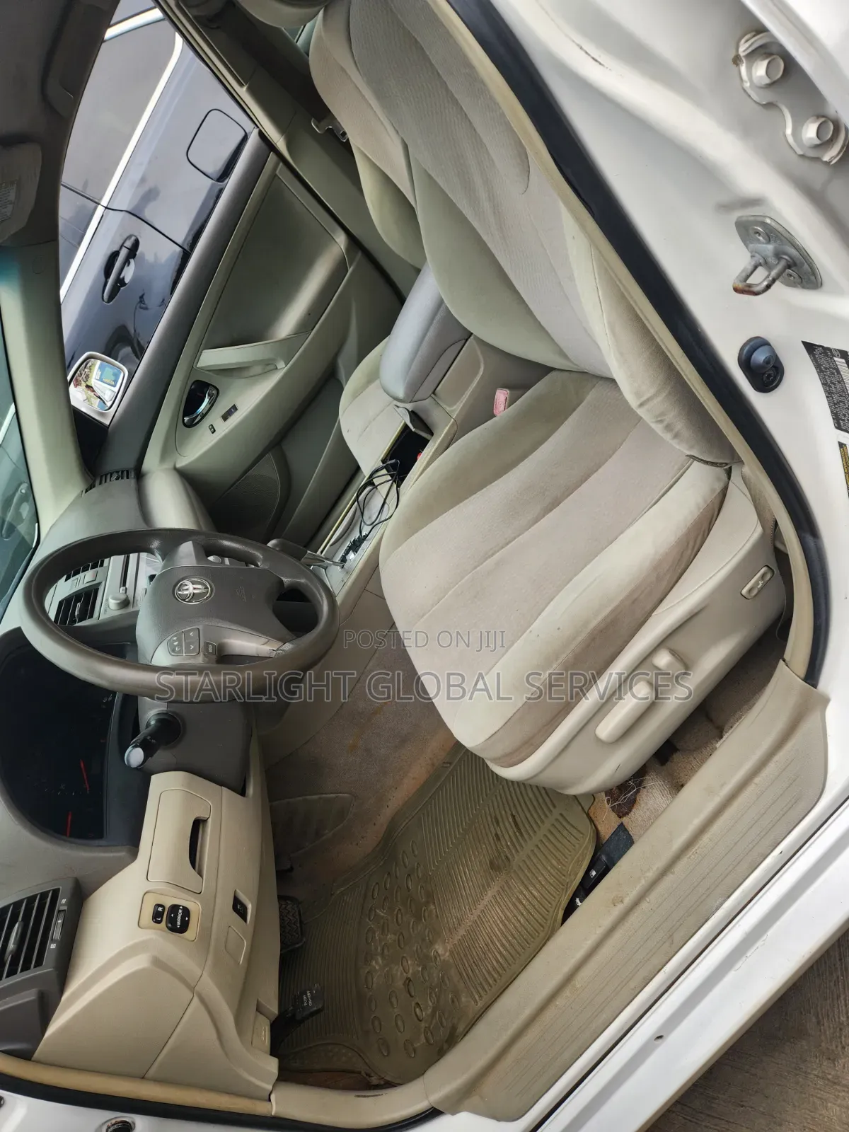 Toyota Camry 2011 White