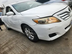 Toyota Camry 2011 White