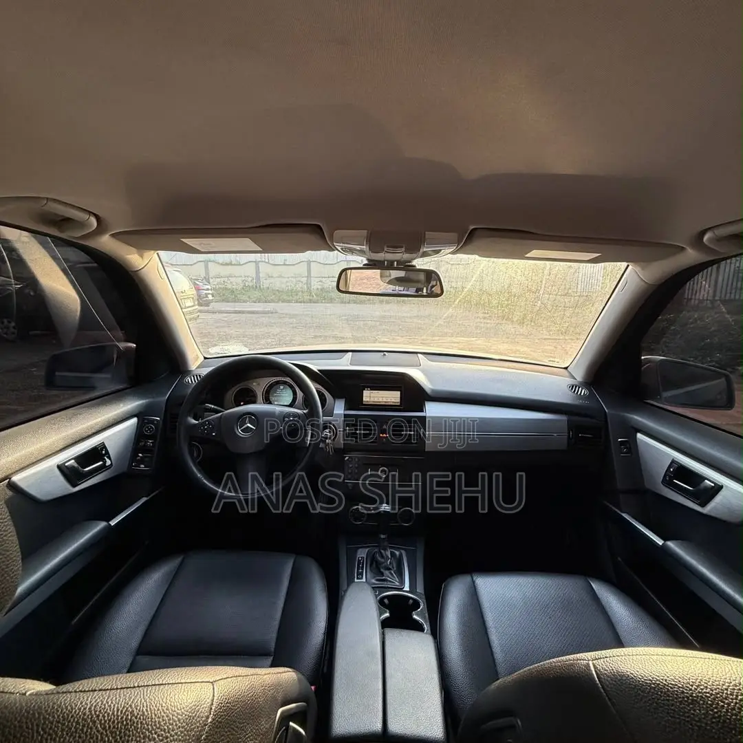 Mercedes-Benz GLK-Class 2012 Gray