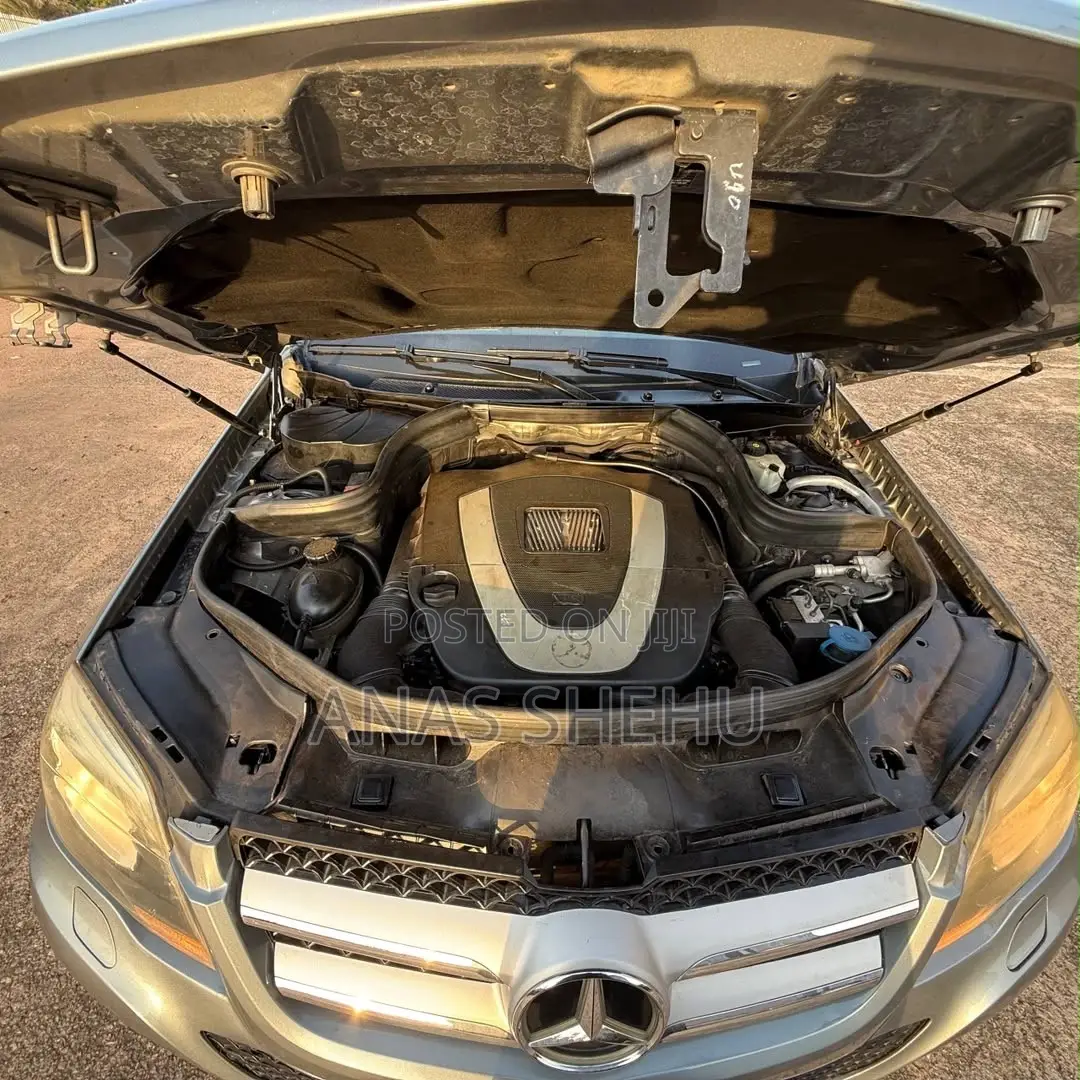 Mercedes-Benz GLK-Class 2012 Gray