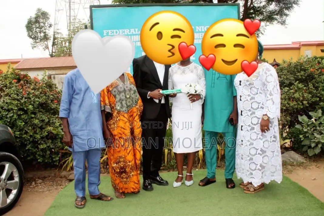 Affordable Registry Wedding Gown – Neatly Used