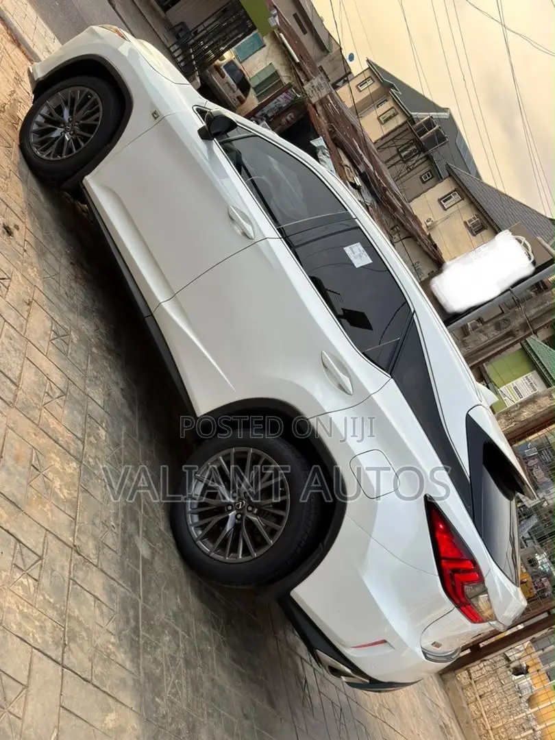 Lexus RX 2019 White