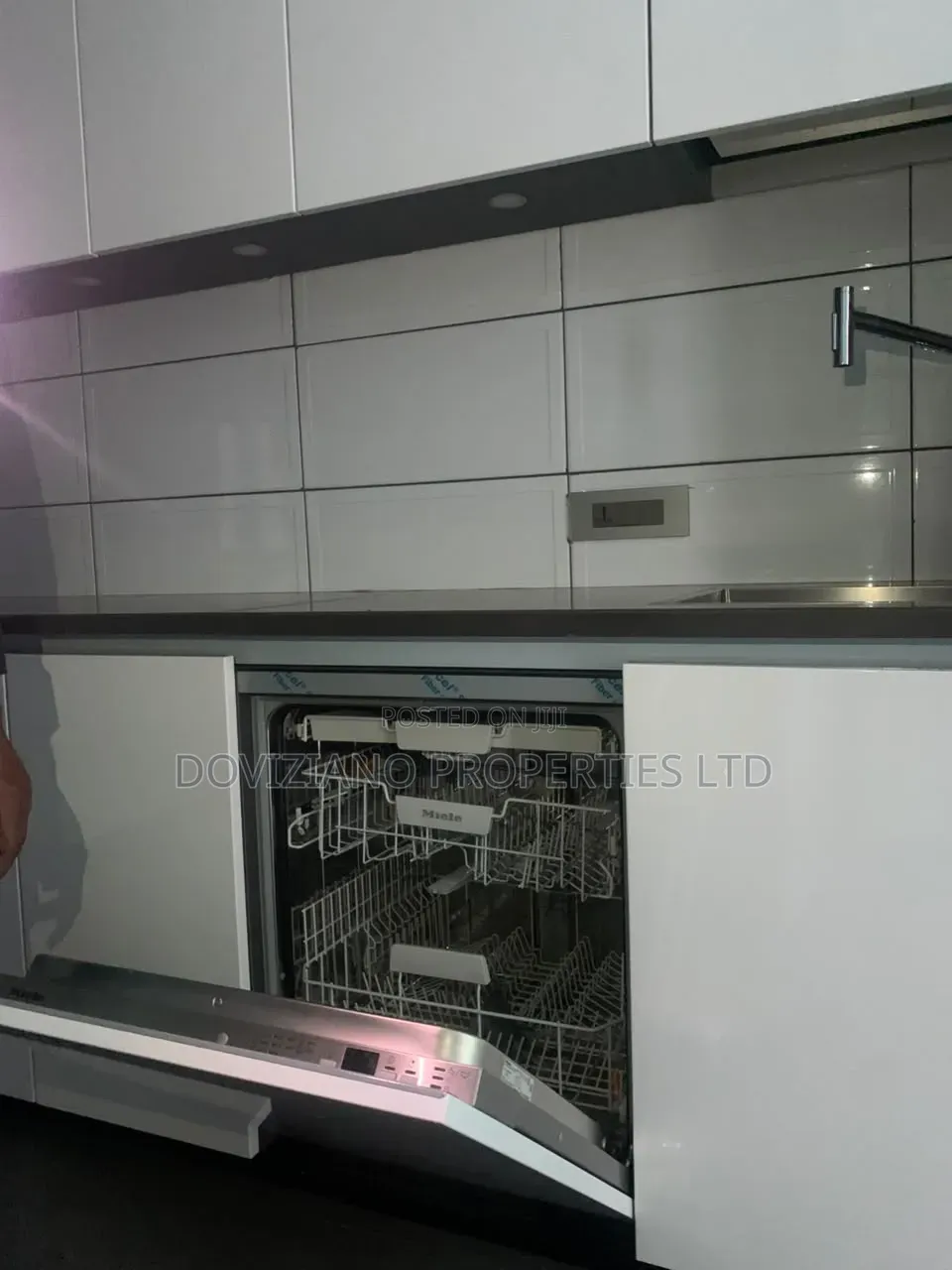 4bdrm Duplex in Bourdillon for rent