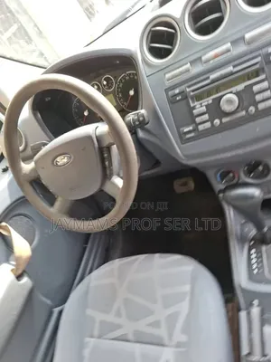 Ford Transit Connect 2011 White