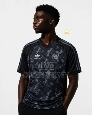 Arsenal Black Camo Jersey – Classic Edition.