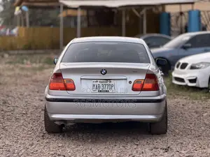 BMW 320i 2004 Silver