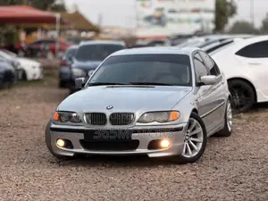 BMW 320i 2004 Silver