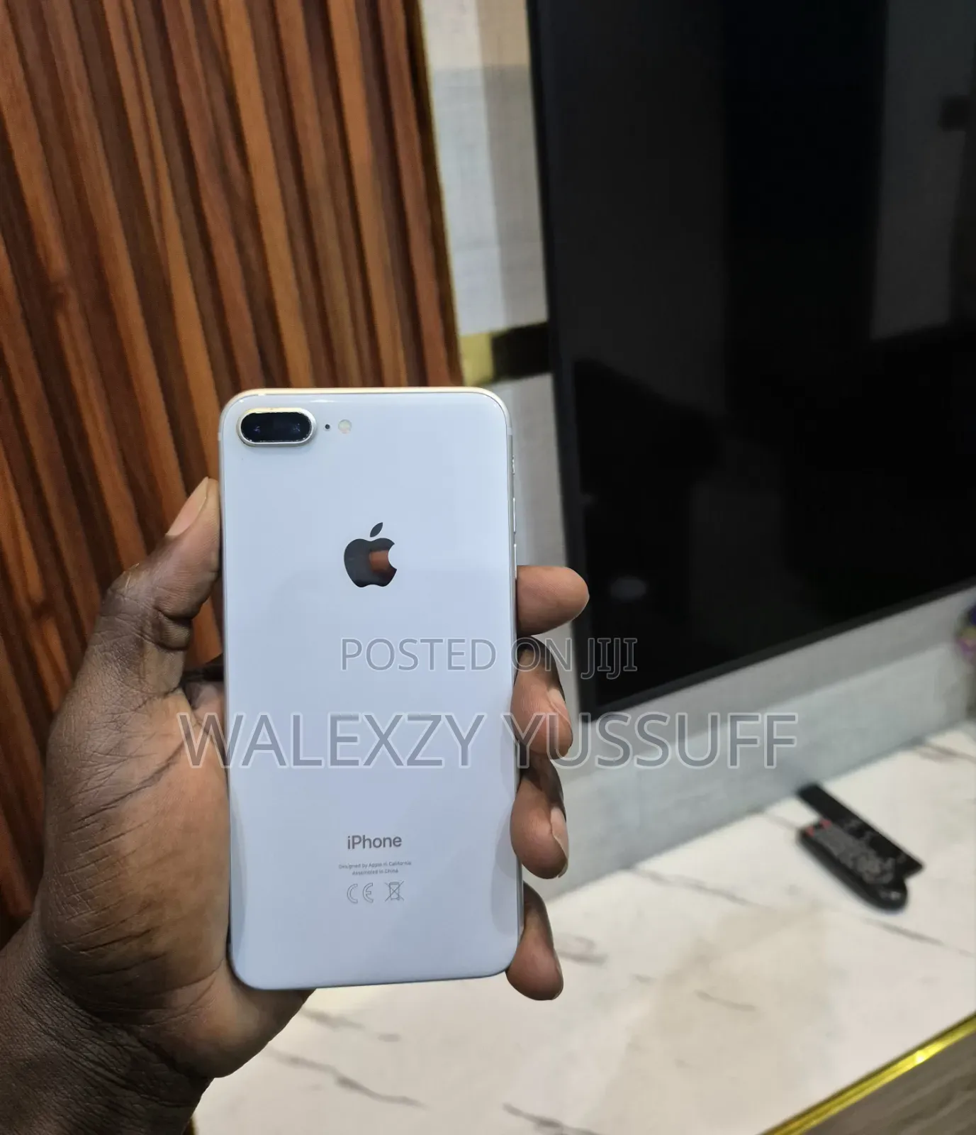 Apple iPhone 8 Plus 64 GB White