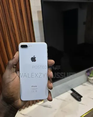 Apple iPhone 8 Plus 64 GB White