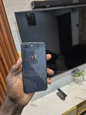 Apple iPhone 8 Plus 64 GB Black