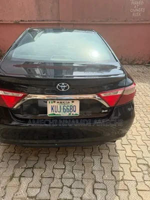 Toyota Camry SE 4dr Sedan (2.5L 4cyl 6A) 2016 Black