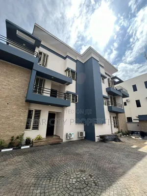 4bdrm House in Ikeja Gra Lagos for rent