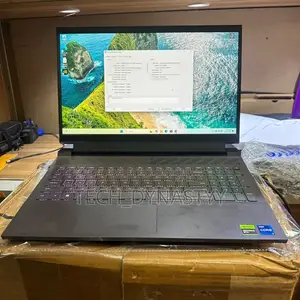 Laptop Dell G15 5530 16GB Intel Core Ultra 7 SSD 512GB