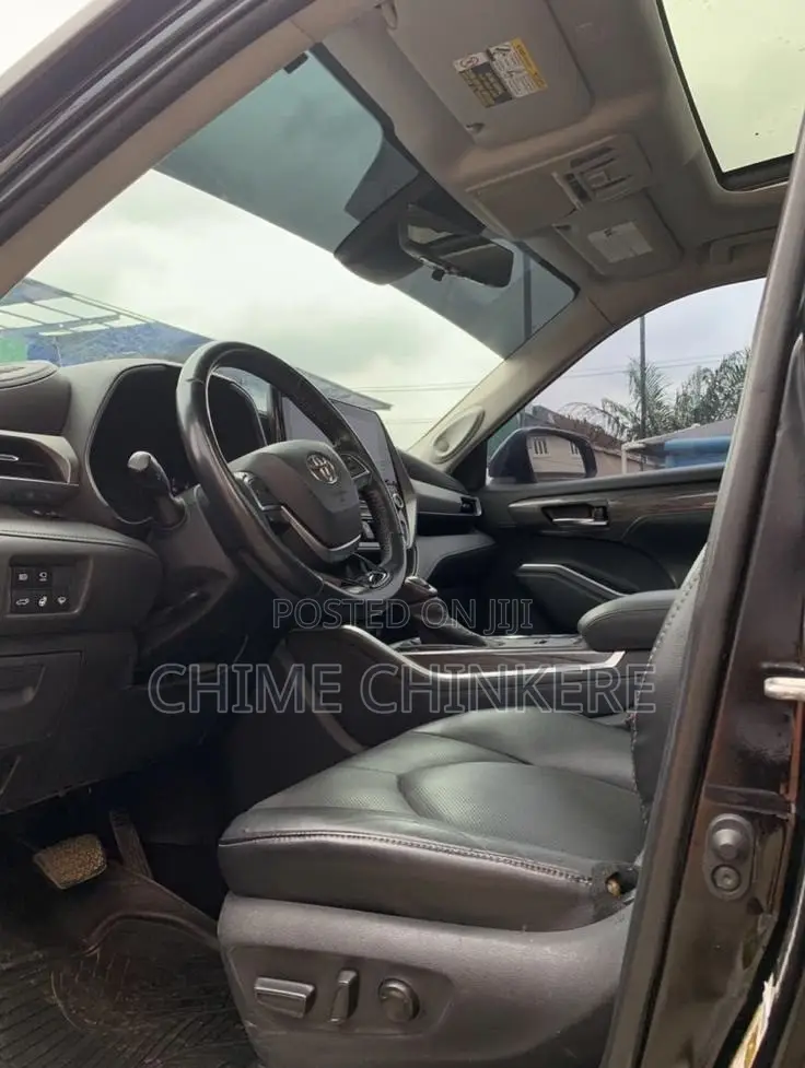 Toyota Highlander Platinum 2021 Black