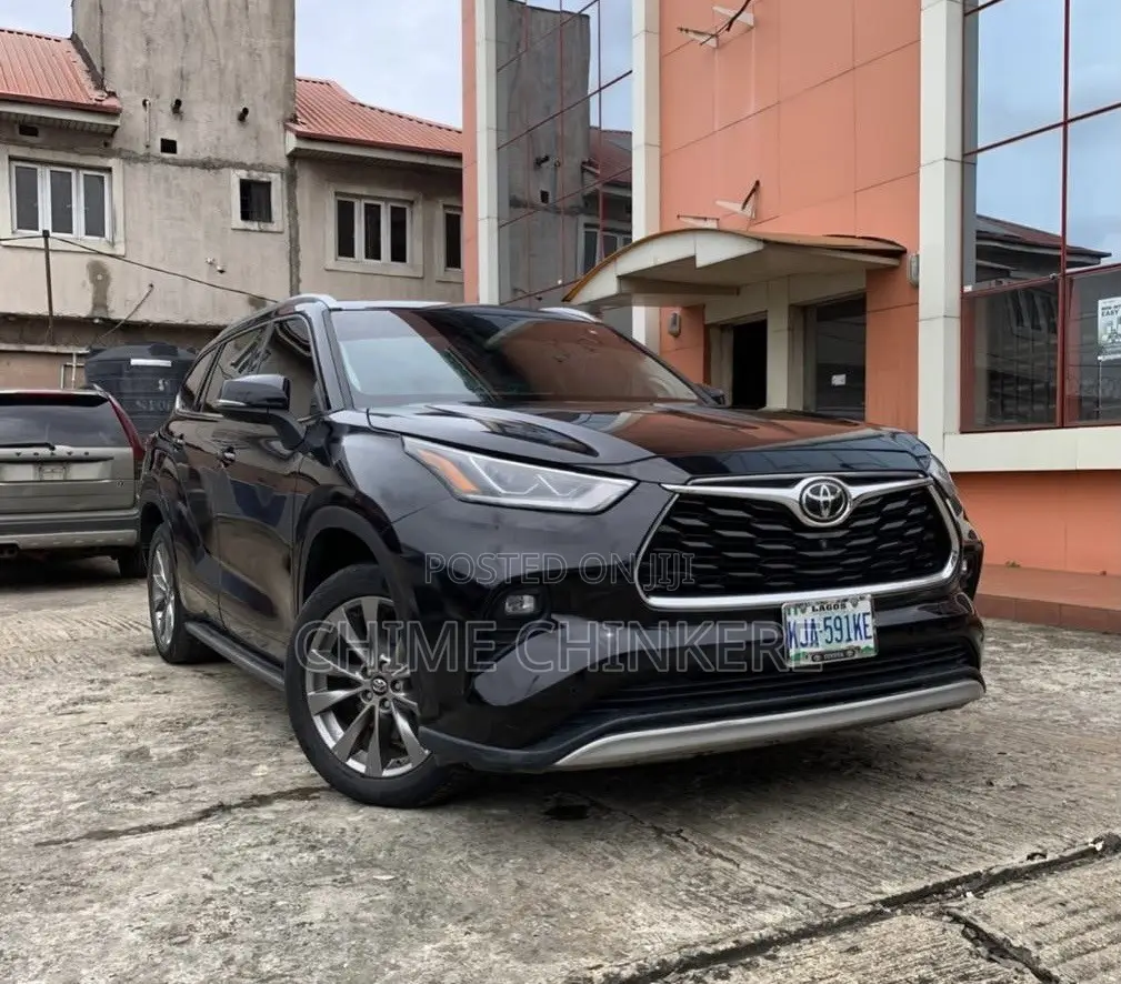 Toyota Highlander Platinum 2021 Black