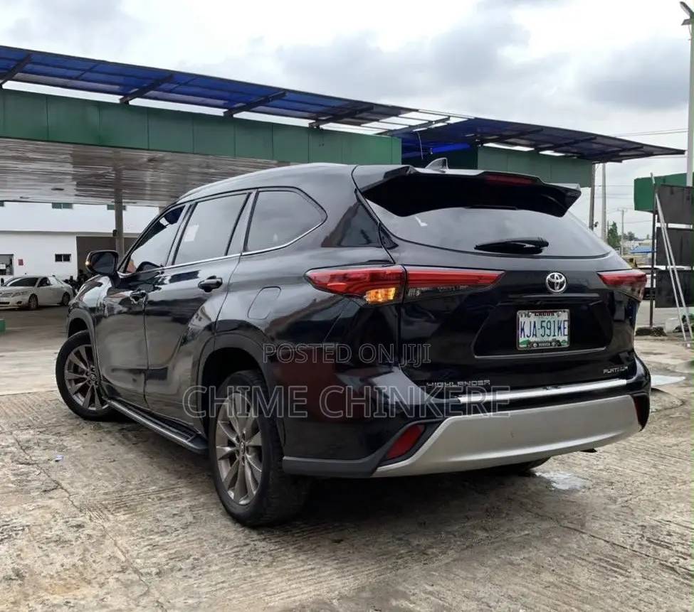 Toyota Highlander Platinum 2021 Black