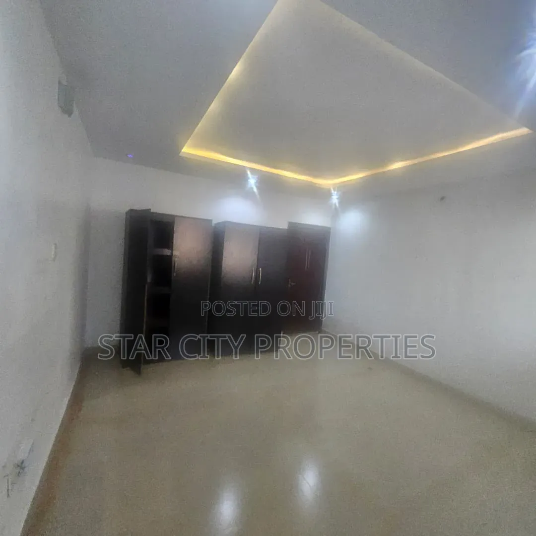 2bdrm Apartment in Magodo Gra Phase 2 for rent