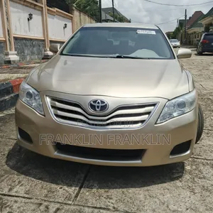 Toyota Camry 2011 Gold