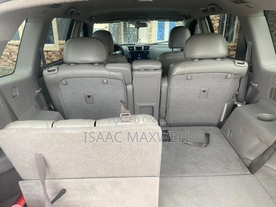 Toyota Highlander 2012 Silver