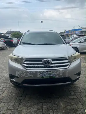 Toyota Highlander 2012 Silver