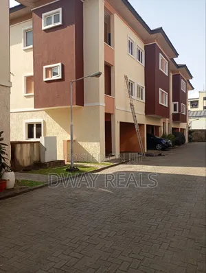 3bdrm Townhouse / Terrace in Ilasan for rent
