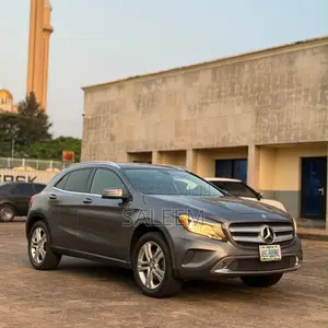 Mercedes-Benz GLA 250 2015 Gray