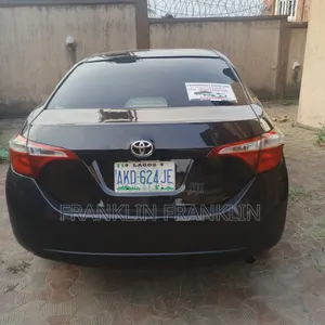 Toyota Corolla 2015 Black