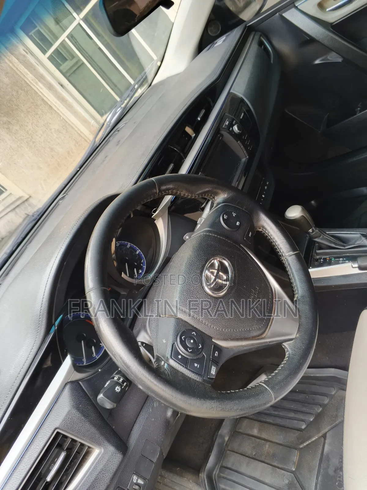 Toyota Corolla 2015 Black