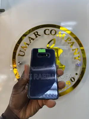 Samsung Galaxy S10e 128 GB Black