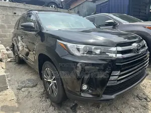 Toyota Highlander 2016 Black