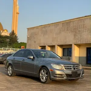 Mercedes-Benz C300 2012 Gray