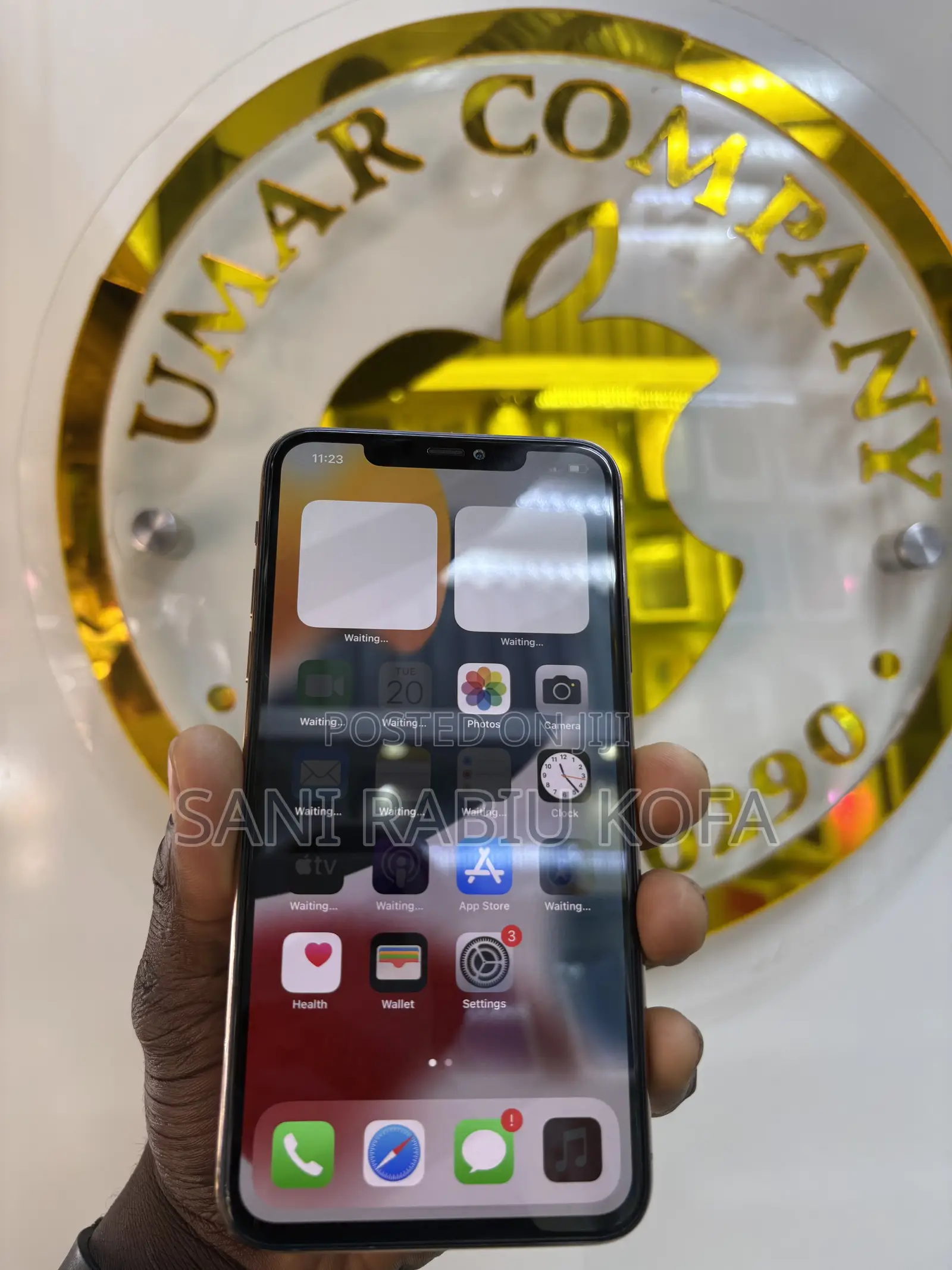 Apple iPhone 11 Pro Max 64 GB Gold