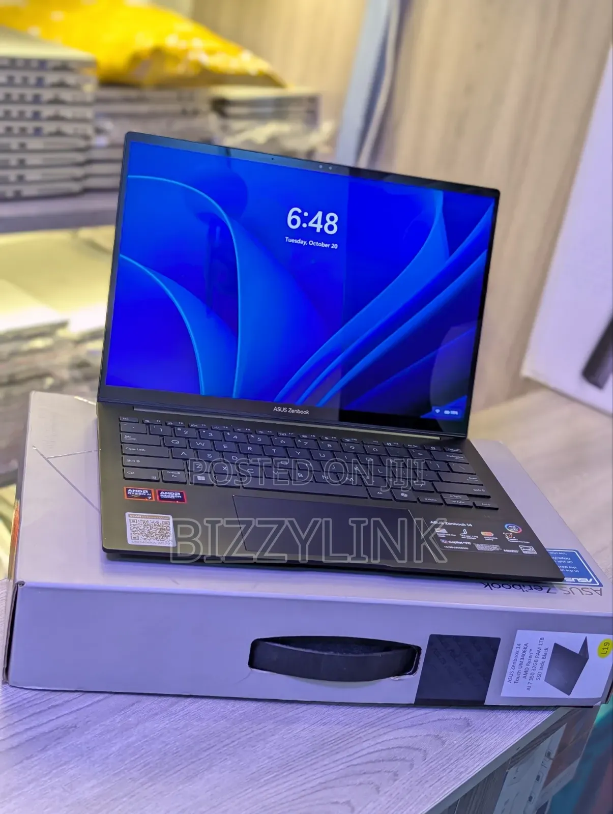 Laptop Asus Zenbook 14 32GB AMD A10 SSD 1T