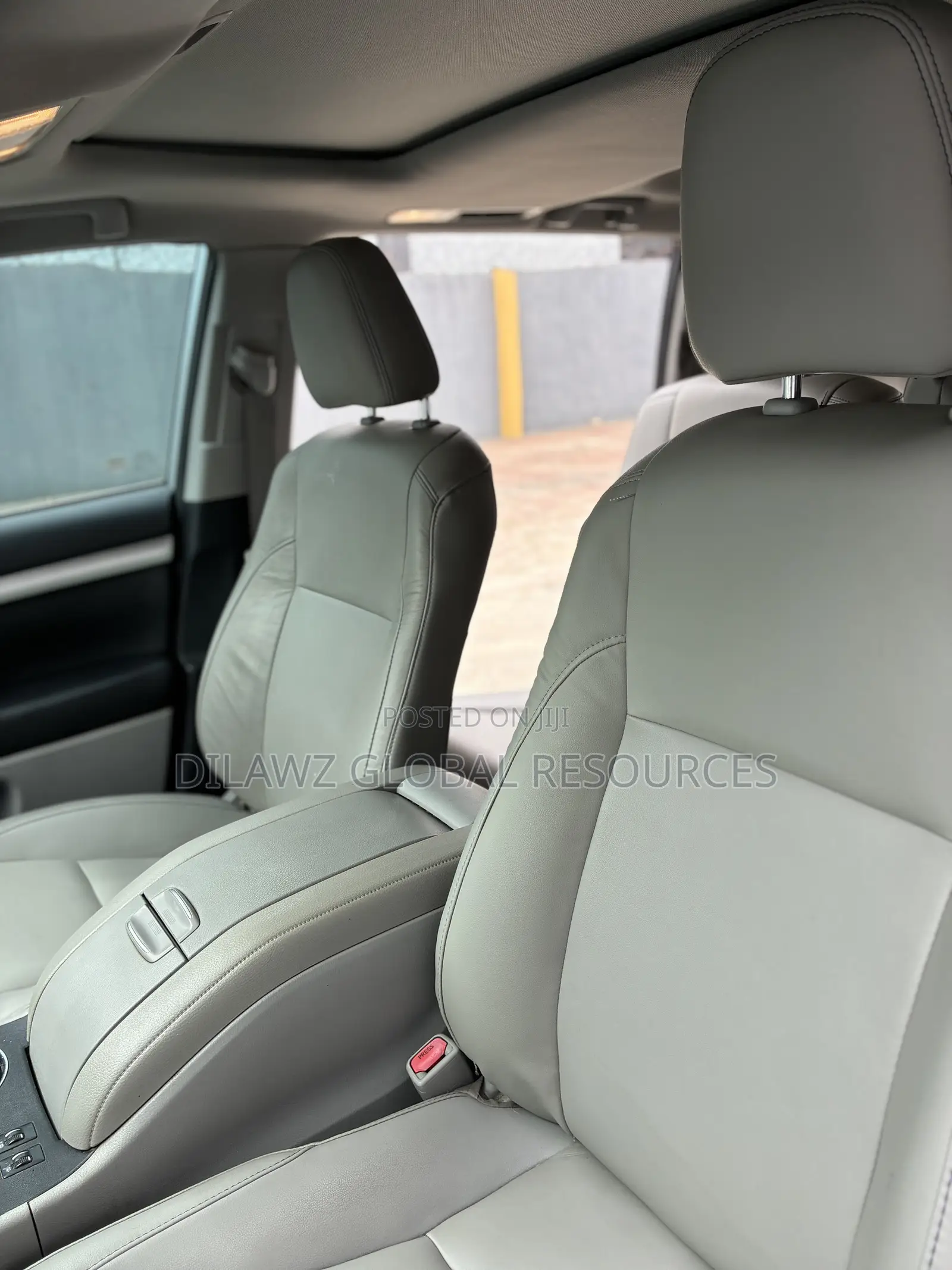 Toyota Highlander XLE 2019 Silver