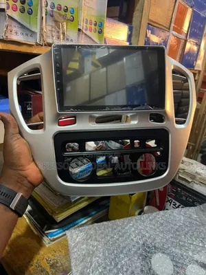 Android Screen for Highlander 2005 Model With Reverse Camera