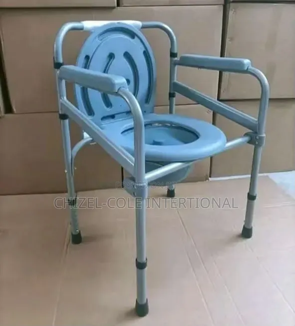 Commode Chair