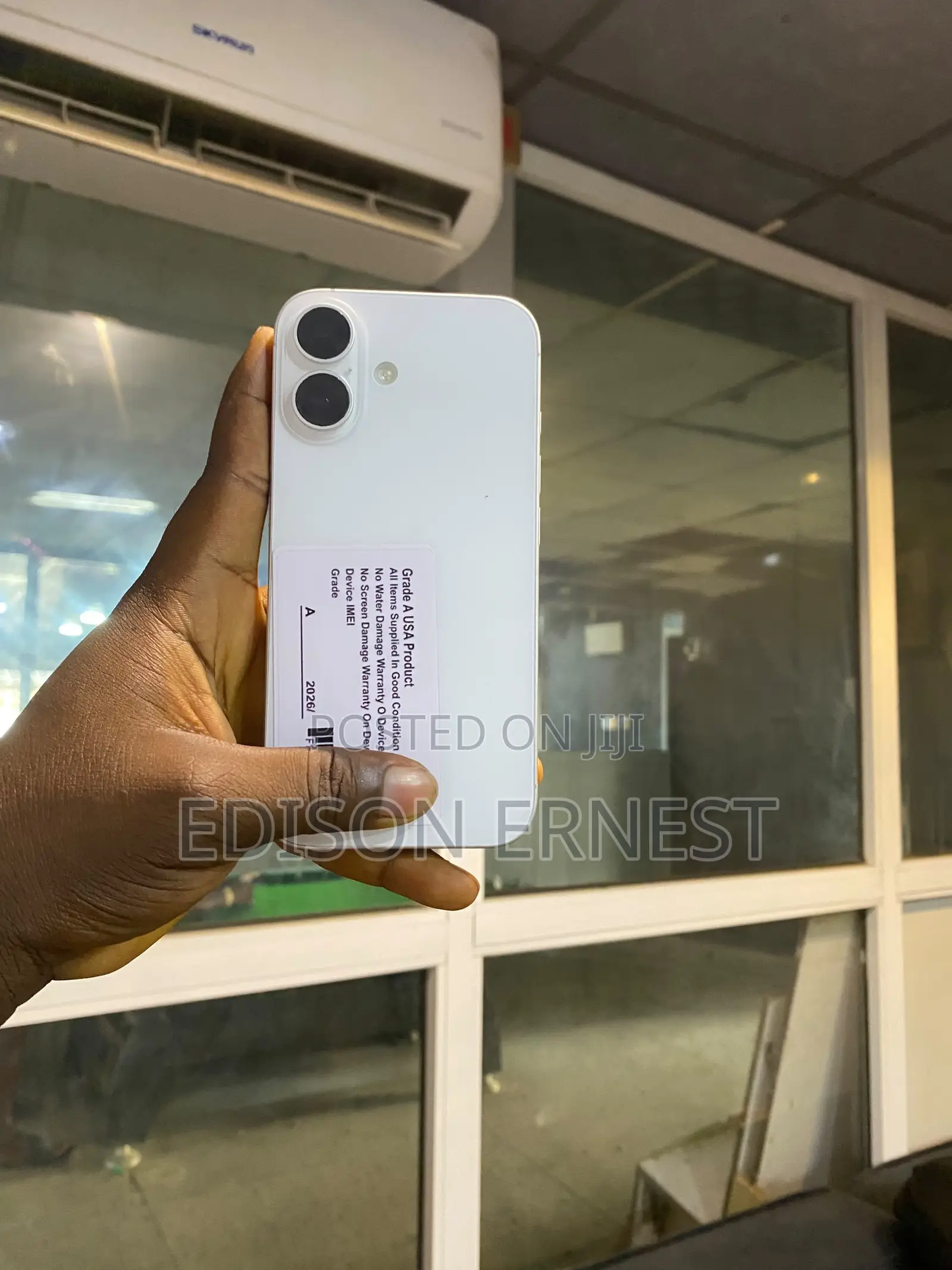 Apple iPhone 16 128 GB White