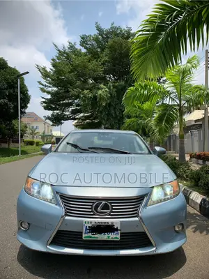 Lexus ES 2014 Blue