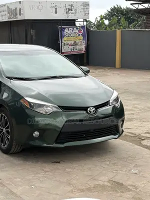 Toyota Corolla 2015 Green
