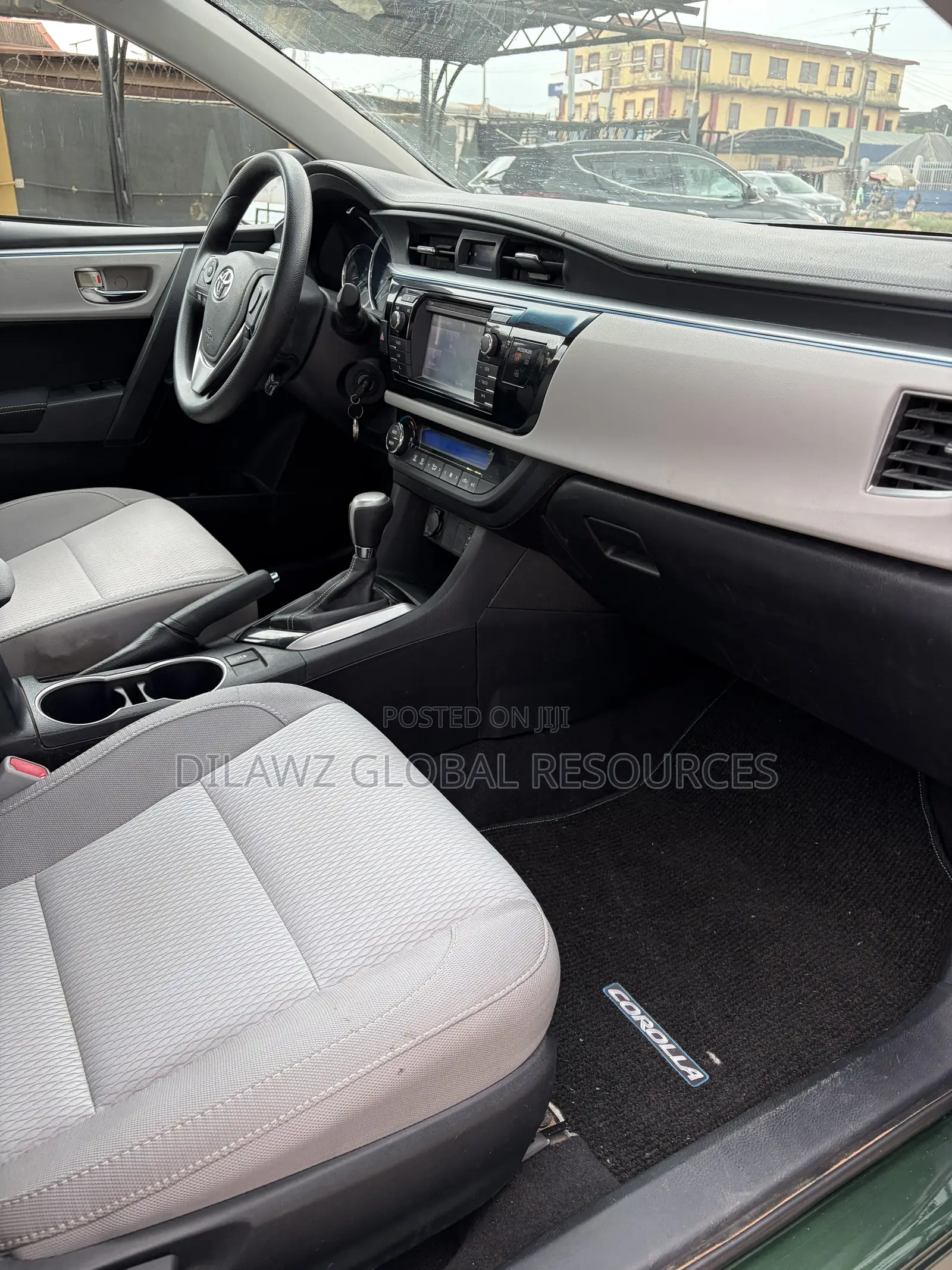 Toyota Corolla 2015 Green