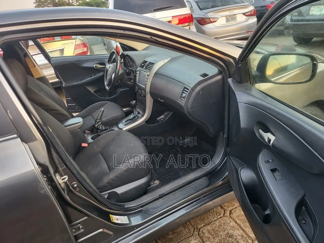 Toyota Corolla 2010 Gray