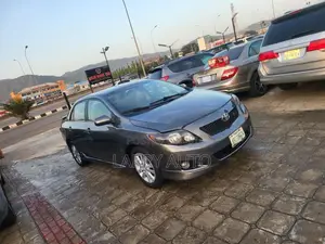 Toyota Corolla 2010 Gray