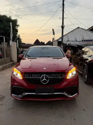 Mercedes-Benz GLE-Class 2016 Red