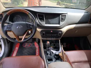 Hyundai Santa Fe 2017 White