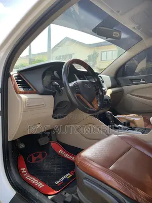 Hyundai Santa Fe 2017 White