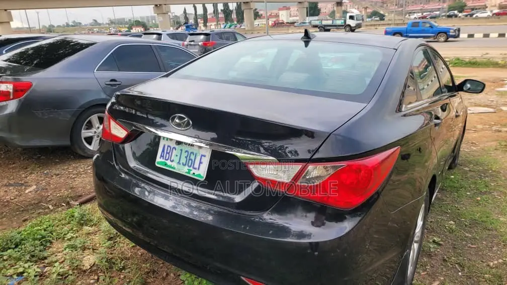 Hyundai Sonata 2012 Blue