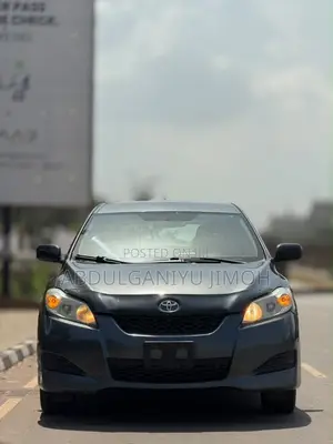 Toyota Matrix 2011 Gray