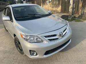 Toyota Corolla LE 4dr Sedan (1.8L 4 cyl 4A) 2009 Silver